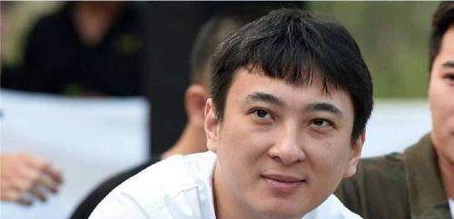 娱乐圈一线吃瓜人,揭秘明星幕后故事  第1张